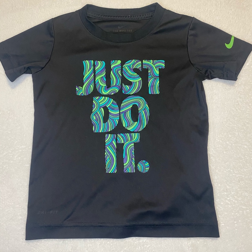 Nike Tee (4t)